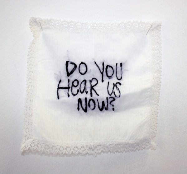 Do you hear us now ? (série “Les pleurs de l’aube”)