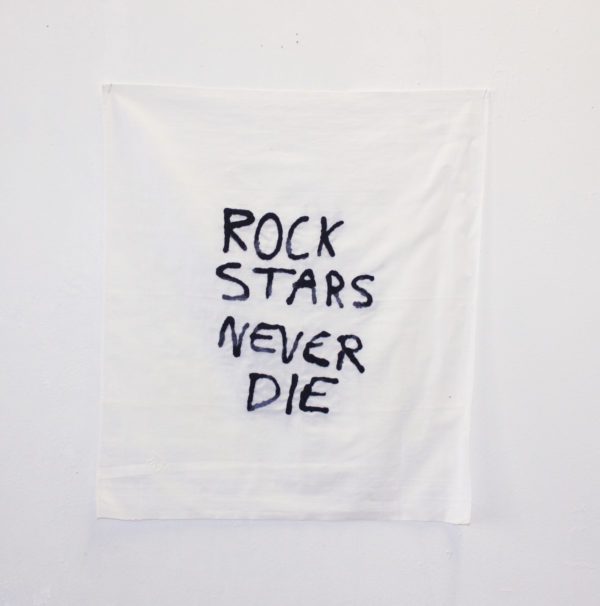 Rock stars never die (série “Les pleurs de l’aube”)