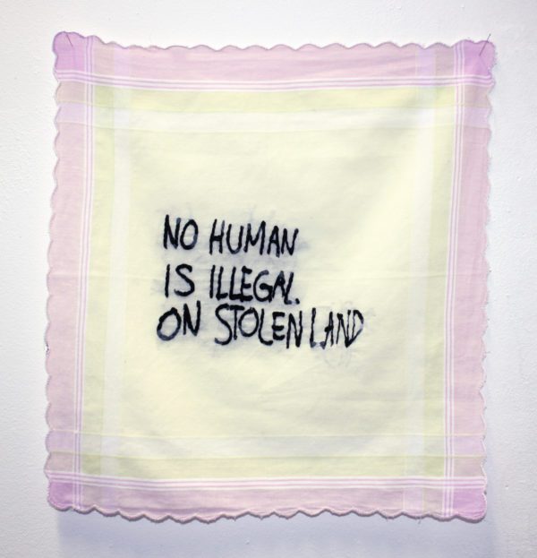 No human is illegal on stolen Land (série “Les pleurs de l’aube”)