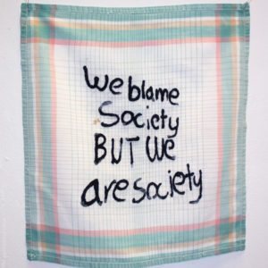 “We blame society but we are society “(série “les pleurs de l’aube”)
